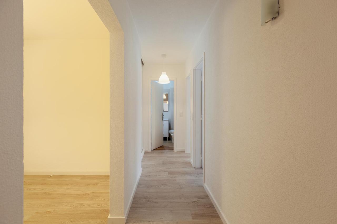 Elegant 3 Bedroom Apt - City Centre - Garage - Metro Lisbona Esterno foto